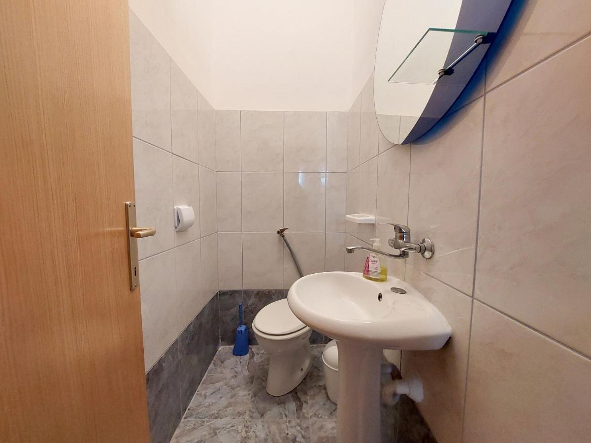 Apartment Ankica Punat Esterno foto