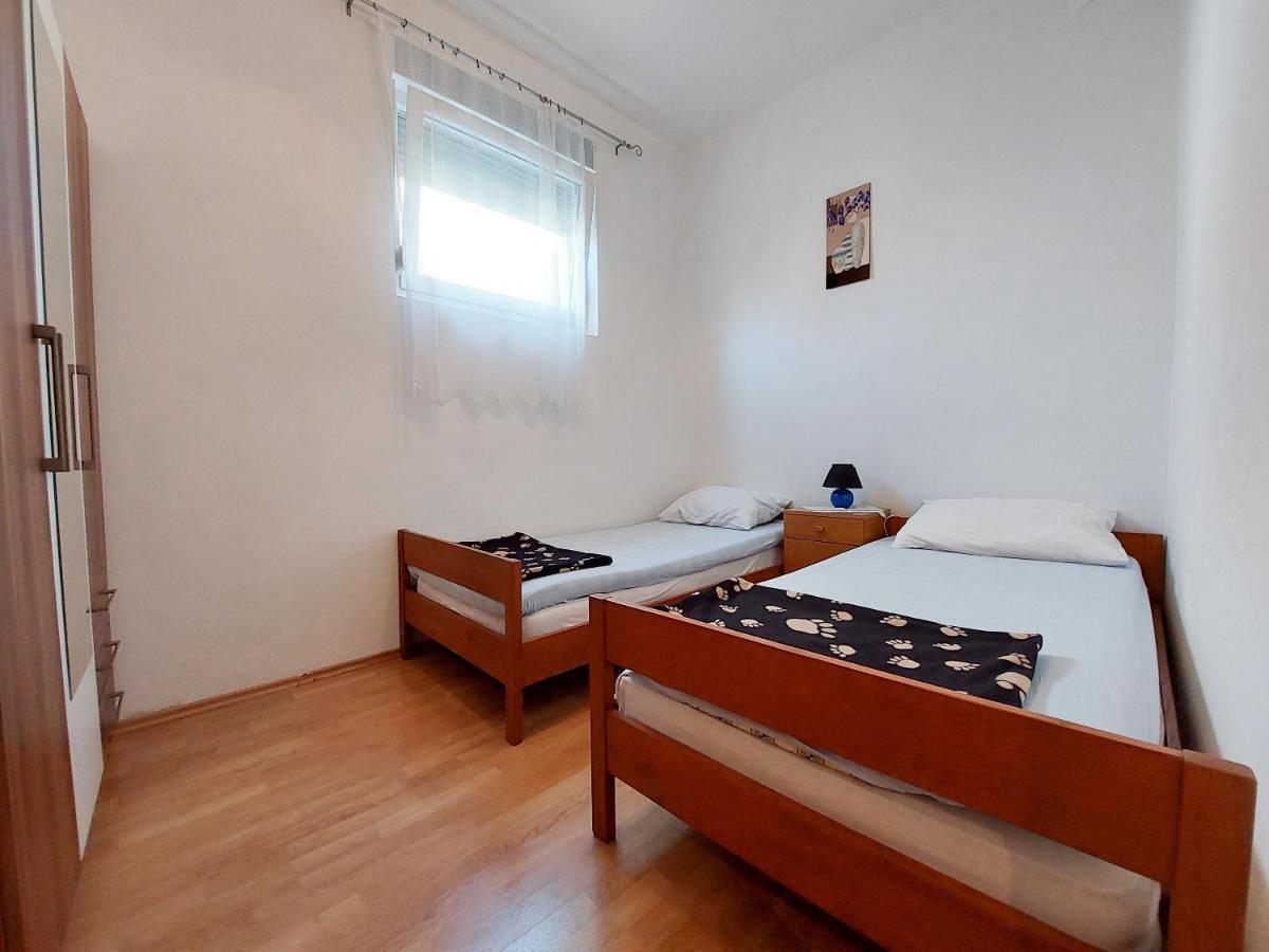 Apartment Ankica Punat Esterno foto