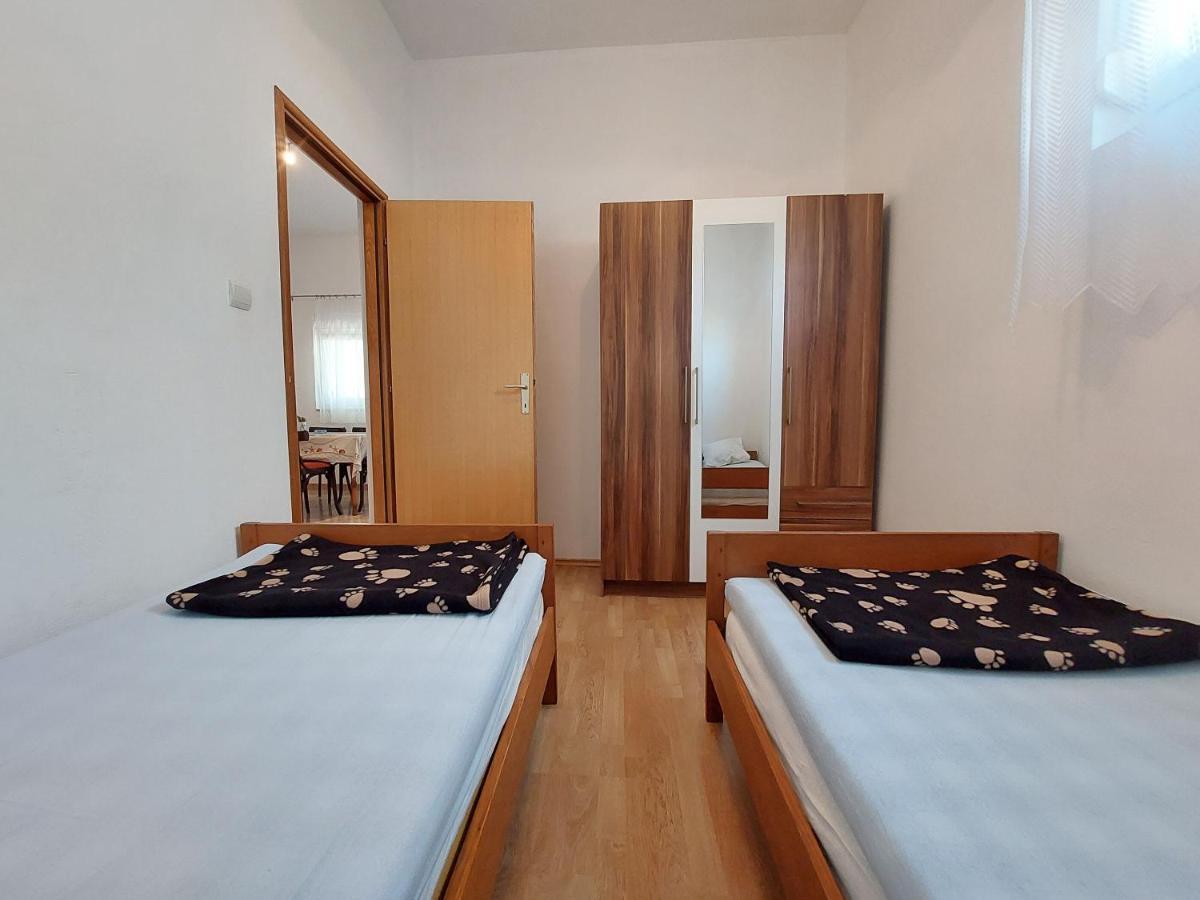 Apartment Ankica Punat Esterno foto