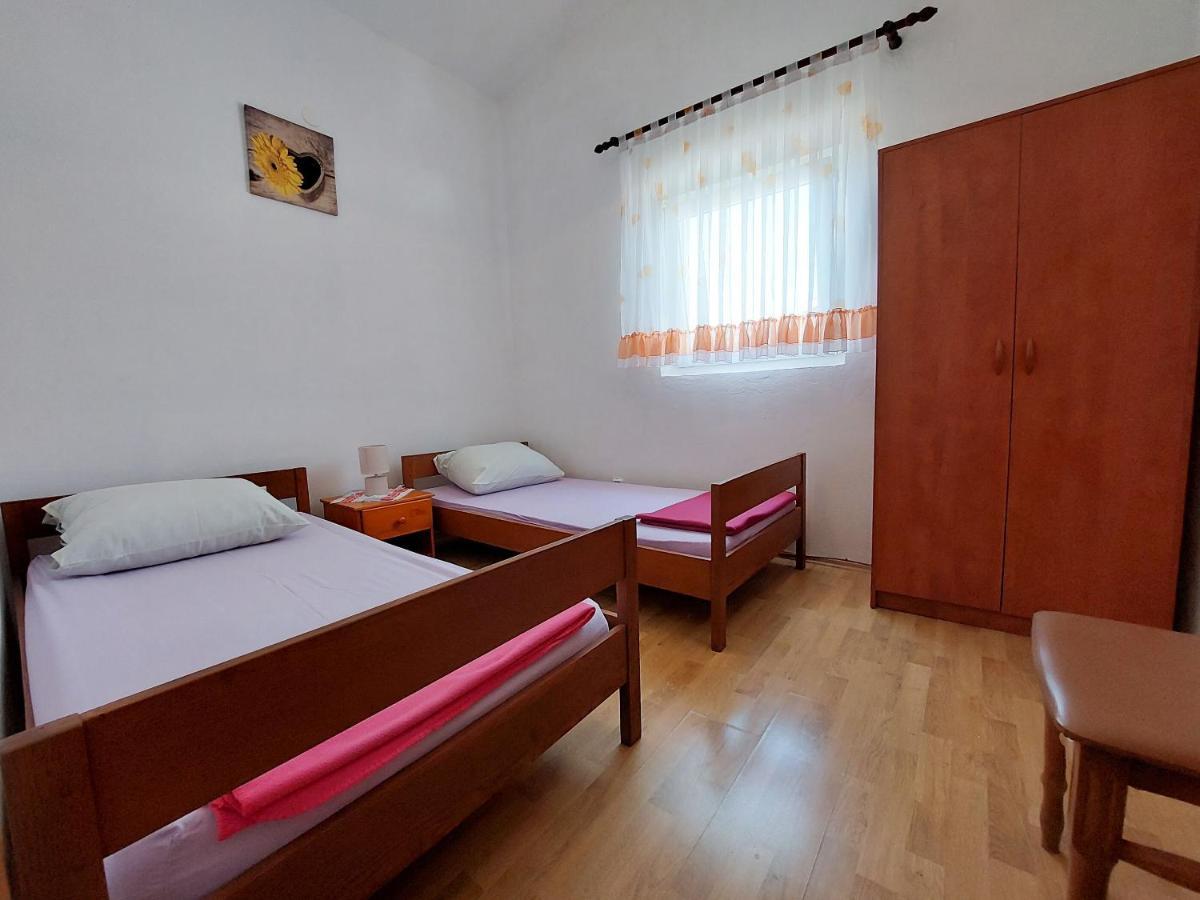 Apartment Ankica Punat Esterno foto