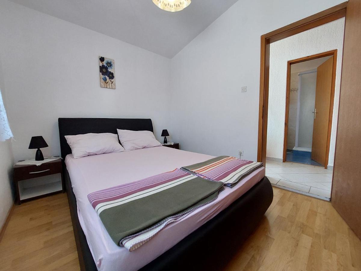 Apartment Ankica Punat Esterno foto